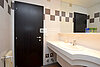 12 AUR1571 Bathroom 1 web