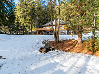 Rarità immersa tra prati e boschi – Chalet esclusivo ad Avelengo con ampio terreno privato - Foto 1