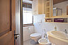 16 AUR1616 Bathroom web