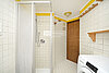 19 AUR1582 Bathroom web