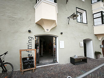 Locale commerciale in posizione centrale a Chiusa - Foto 1