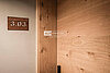 11 AUR1479-3 Entrance web