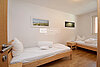 11 AUR1555-13 Bedroom 3 web