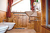 10 AUR1445 TopFloor Bathroom web
