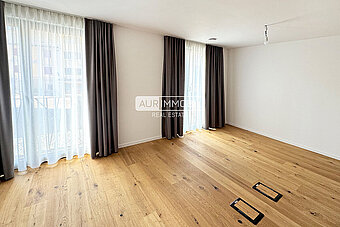 1 AUR1479-10 Living web