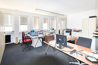 Büro 1