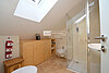 11 AUR1601 Bathroom web