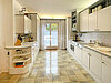 10 AUR1571 Kitchen web