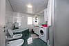 15 AUR1625 Bathroom web