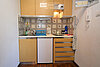 8 AUR1464 Kitchen web