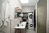 17 AUR1656 Bathroom web