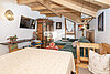 5 AUR1666 Living web