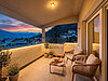 Stimmungsbild Terrasse mit Einrichtung KI - immagine illustrativo terrazza con arredamento AI