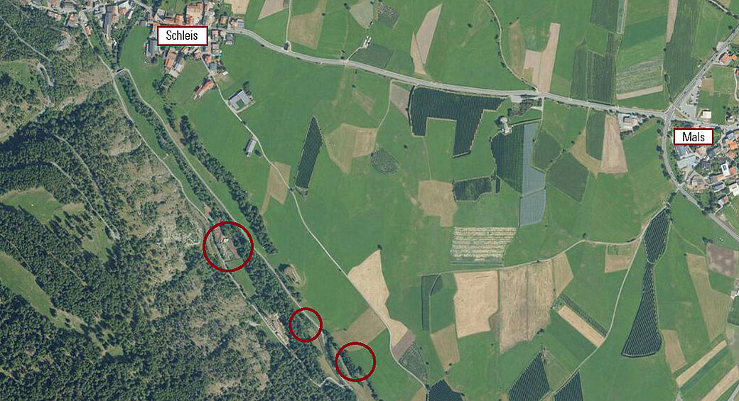 Schleis Gp. 466/6 mit 2.853 m²; Schleis Gp. 466/44 mit 715 m²; Mals Gp.llen 1053 + 1054 mit 1.360 m²