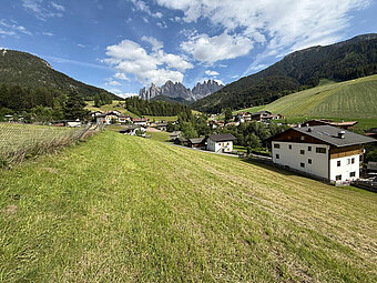  Terreno con prospettiva di edificabilità di circa 7.000 mq - Foto 1