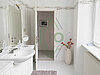 Elegante trilocale con ampio giardino privato - Foto 9