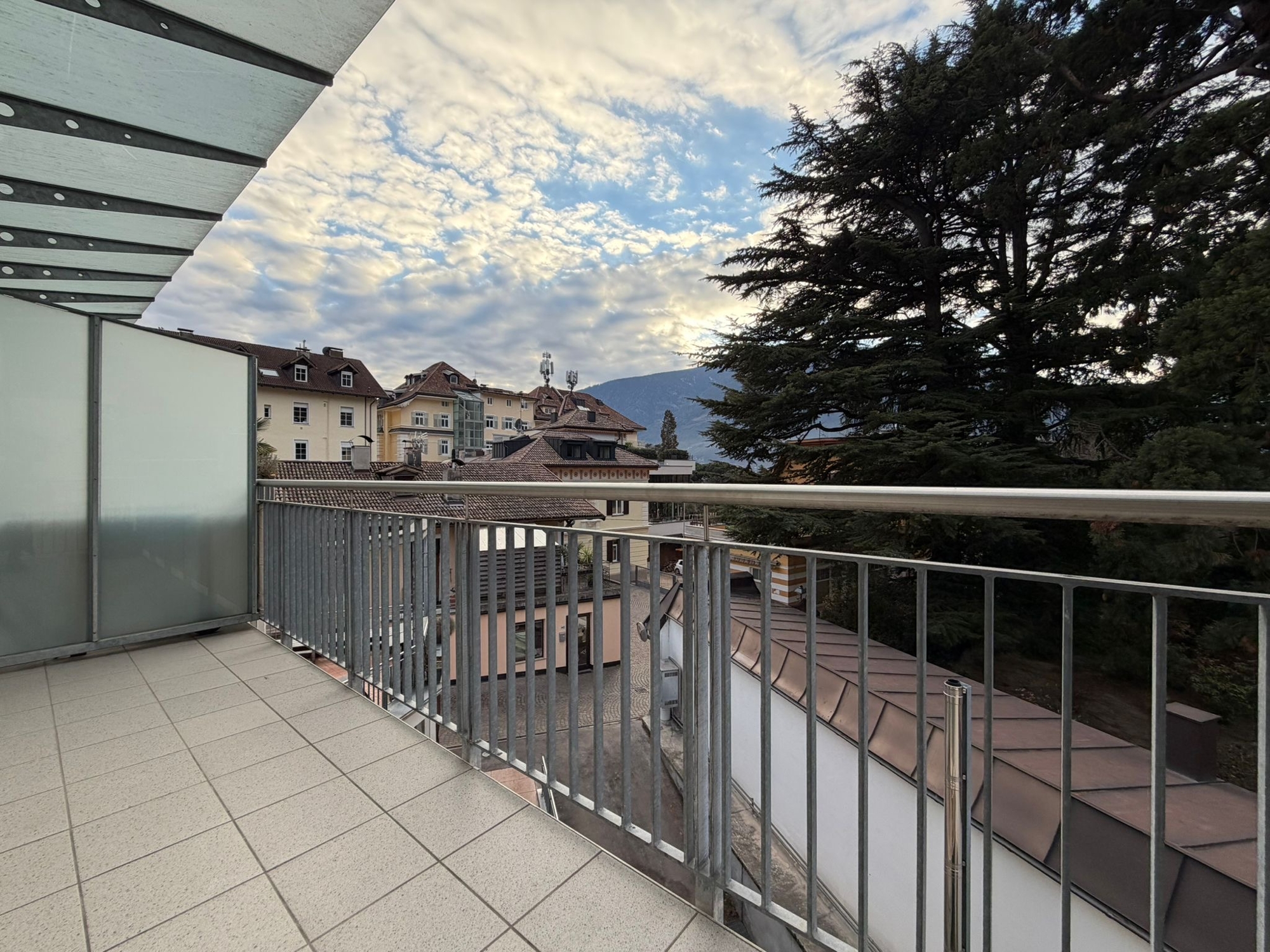 119ffbc2-3625-48ab-b067-10ab4c31b5c9