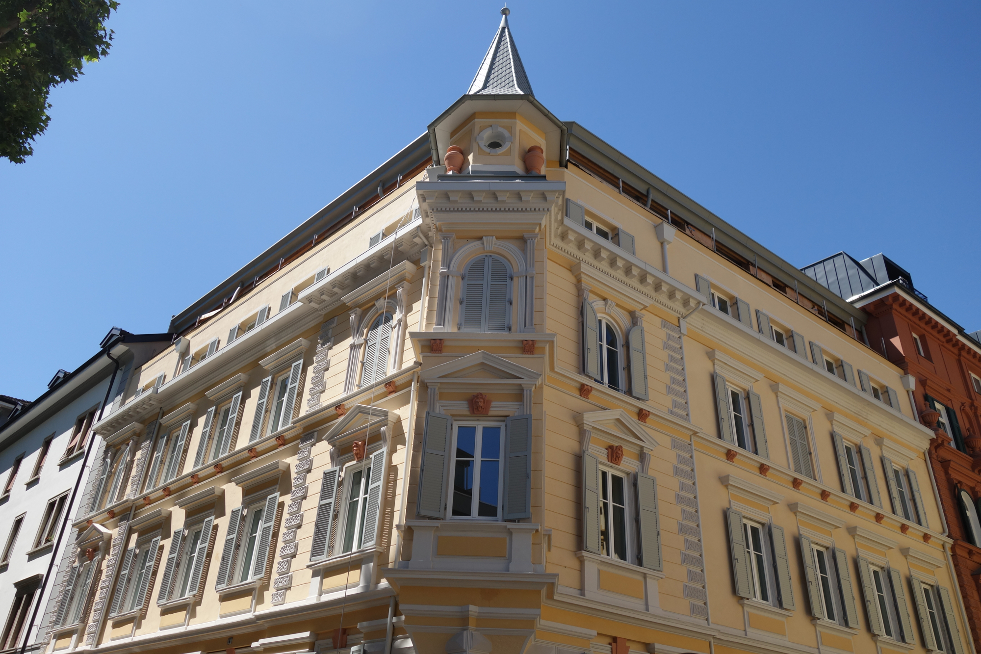palais carducci (2)