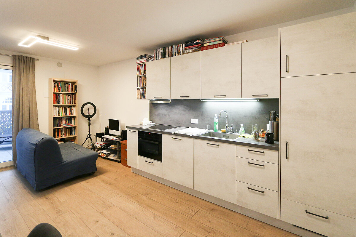 Wohn-/Schlaf-/Esszimmer