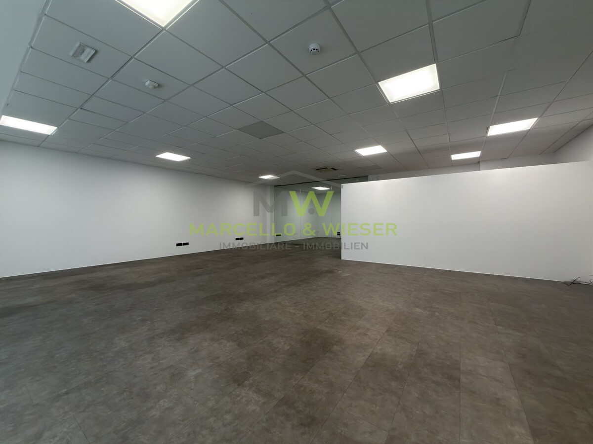 Büro | Ufficio
