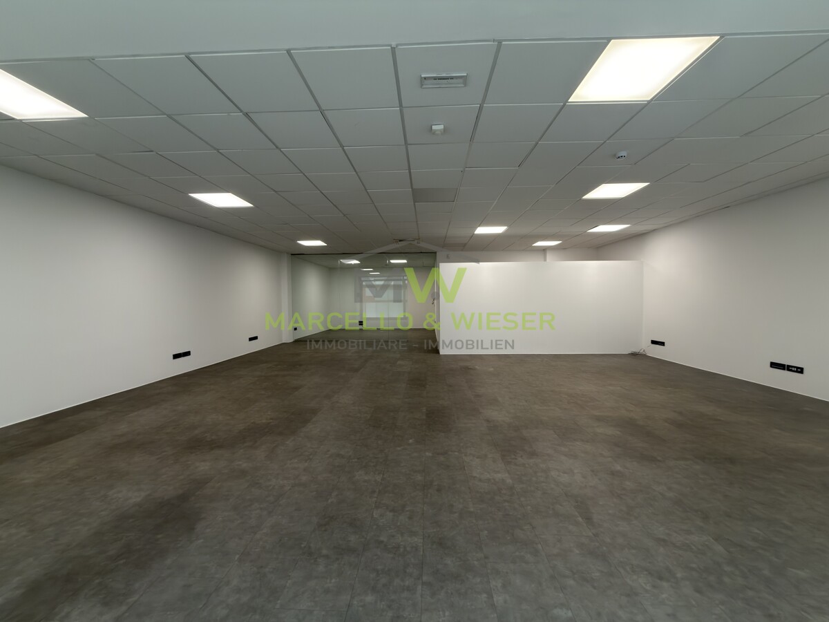Büro | Ufficio