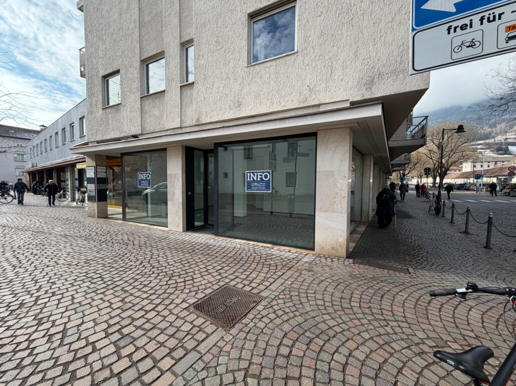 Negozio d’angolo in affitto in posizione top a Bressanone – Bastioni Minori / Via Roma - Foto 2