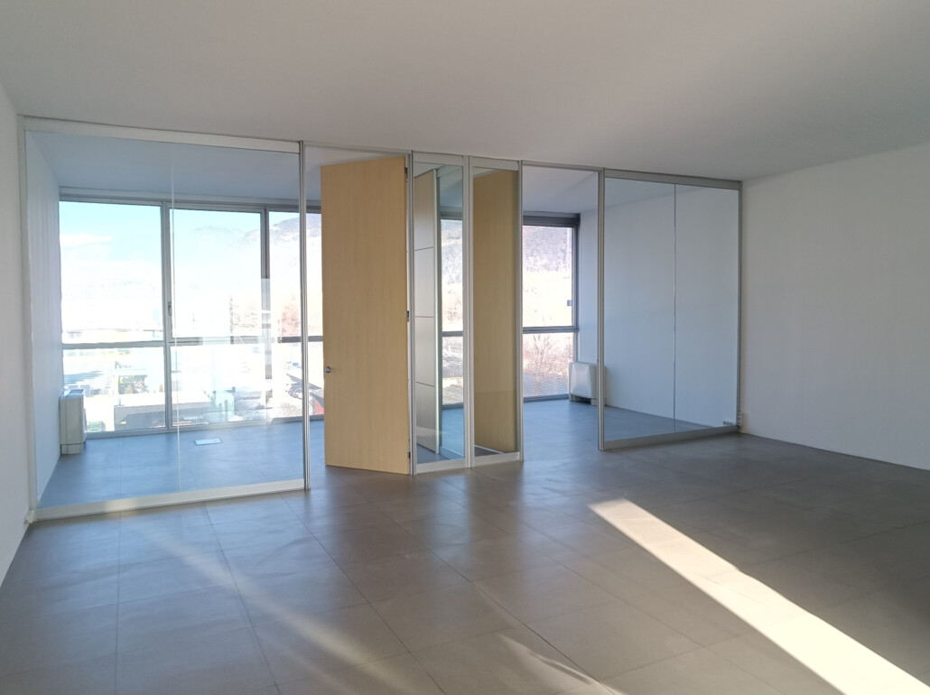 Ampio ufficio ben tenuto al terzo piano - Foto 2