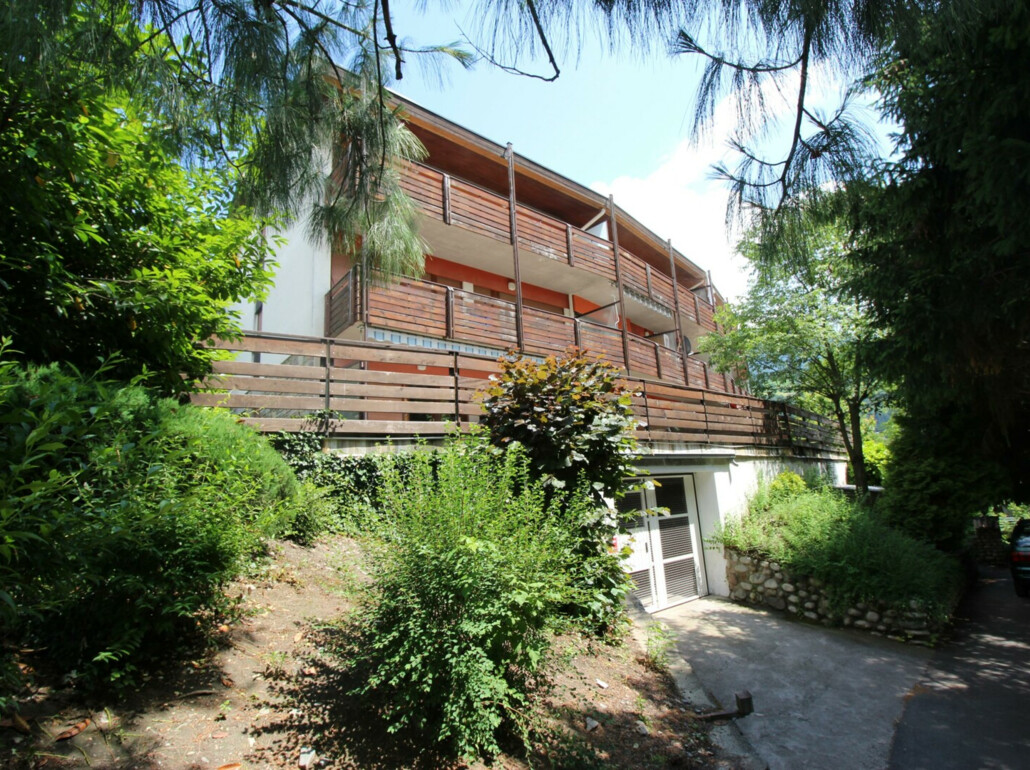 Due piccoli appartamenti all’ultimo piano con terrazza panoramica e vista libera sulla città - Foto 2
