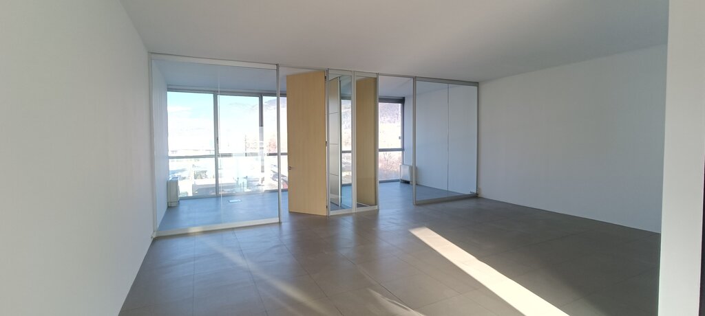 Ampio ufficio ben tenuto al terzo piano - Foto 2