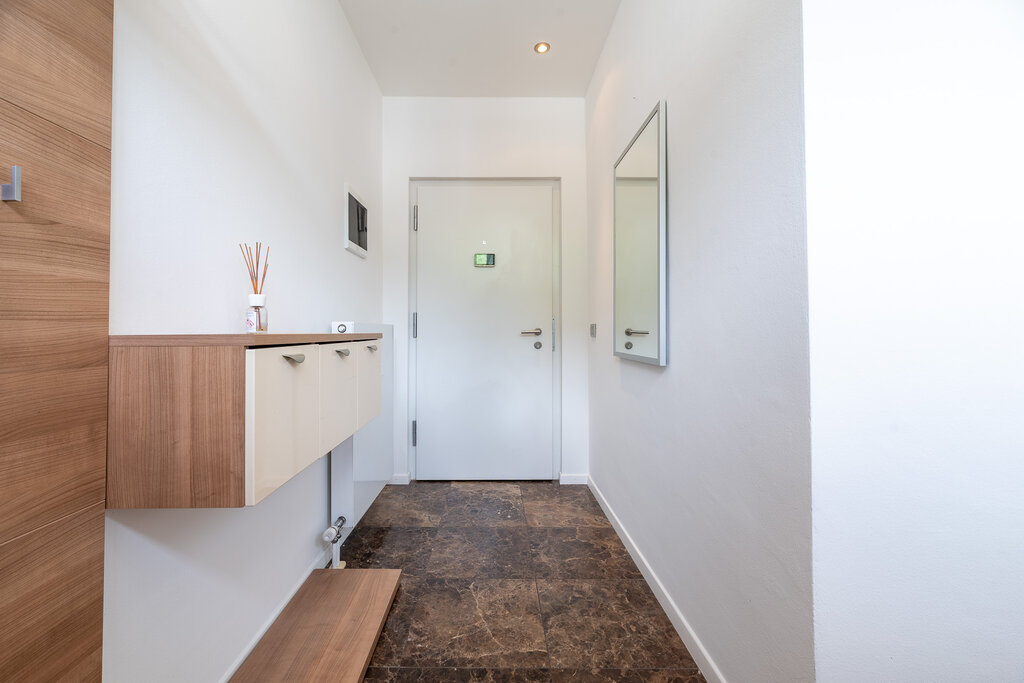 Esclusivo attico con terrazza e vista panoramica in posizione privilegiata - Foto 2