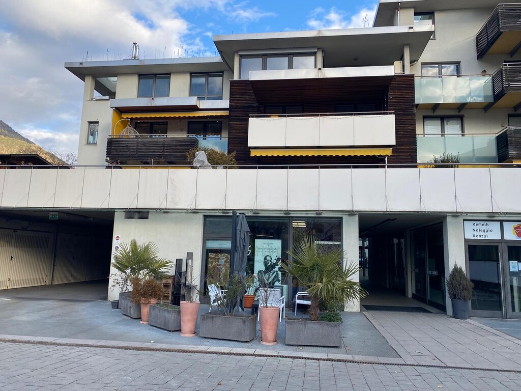 Station Center: Negozio/ufficio con posto auto all'esterno - Foto 2