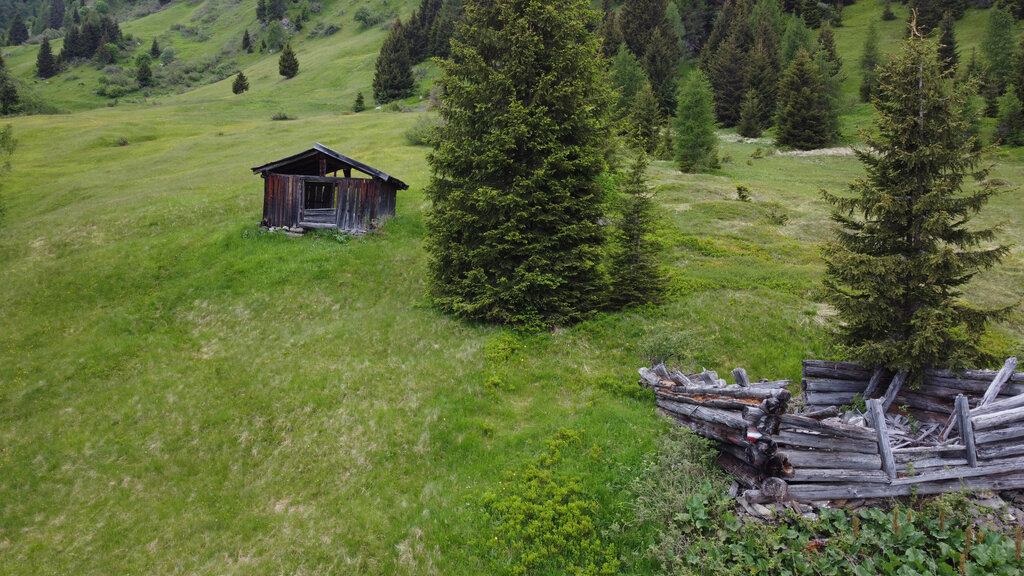 Gioiello: Fienile con terreno privato e splendida vista panoramica  - Foto 2