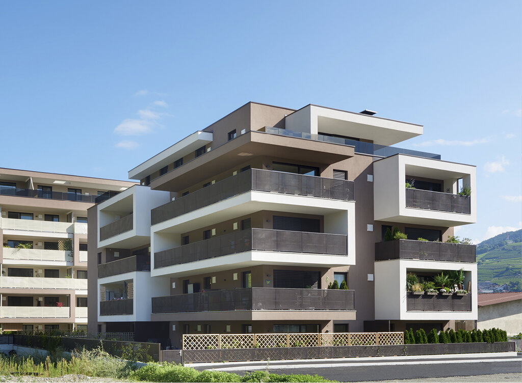 Quadrilocale moderno con giardino privato - Foto 1