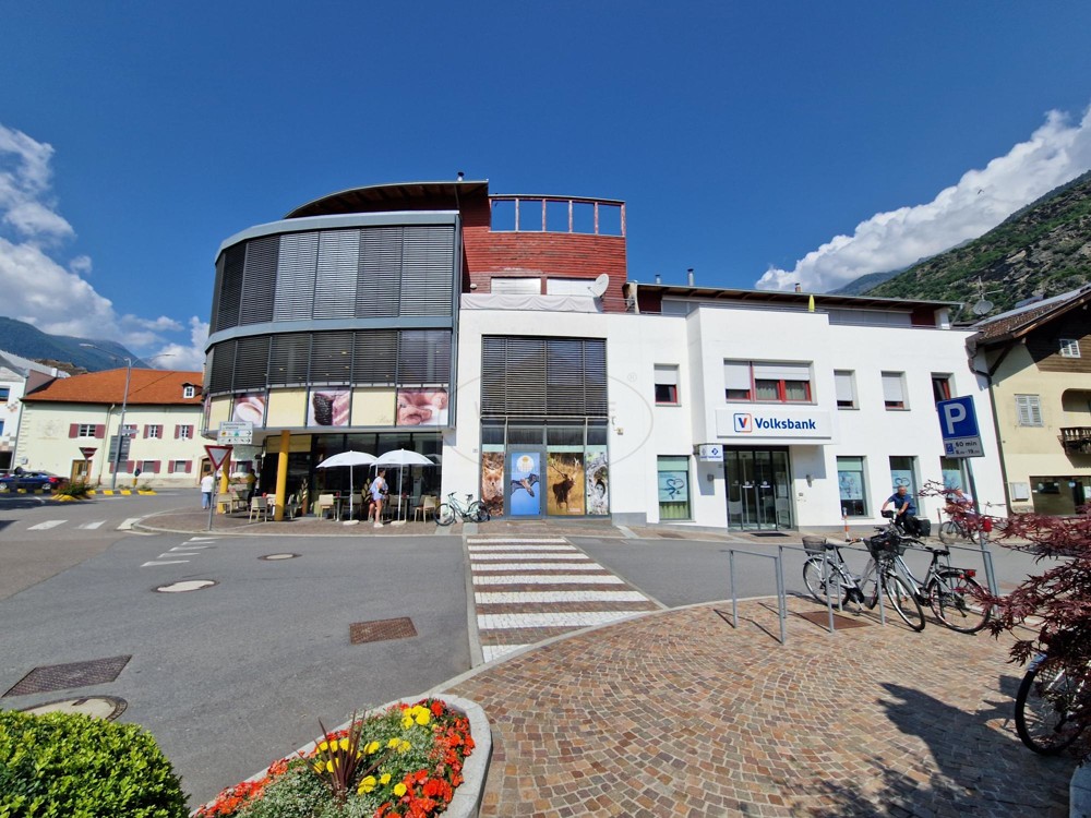 Gebäude