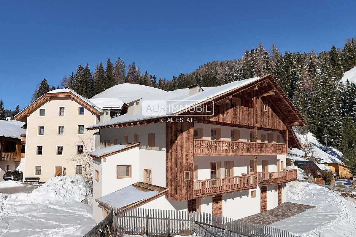 5 AUR1558 Rendering Lot View web