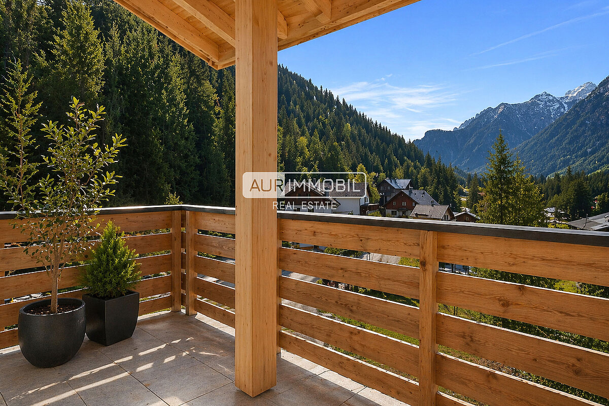 3 AUR1573-11 Rendering Balcony 1 web