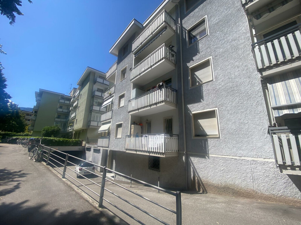 Magazzino-Deposito-Laboratorio - Foto 1