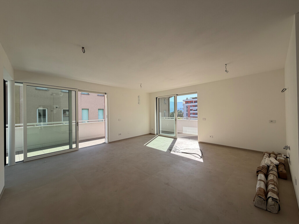 W16 - Nuovo trilocale spazioso con ampia terrazza al quarto piano - Foto 2