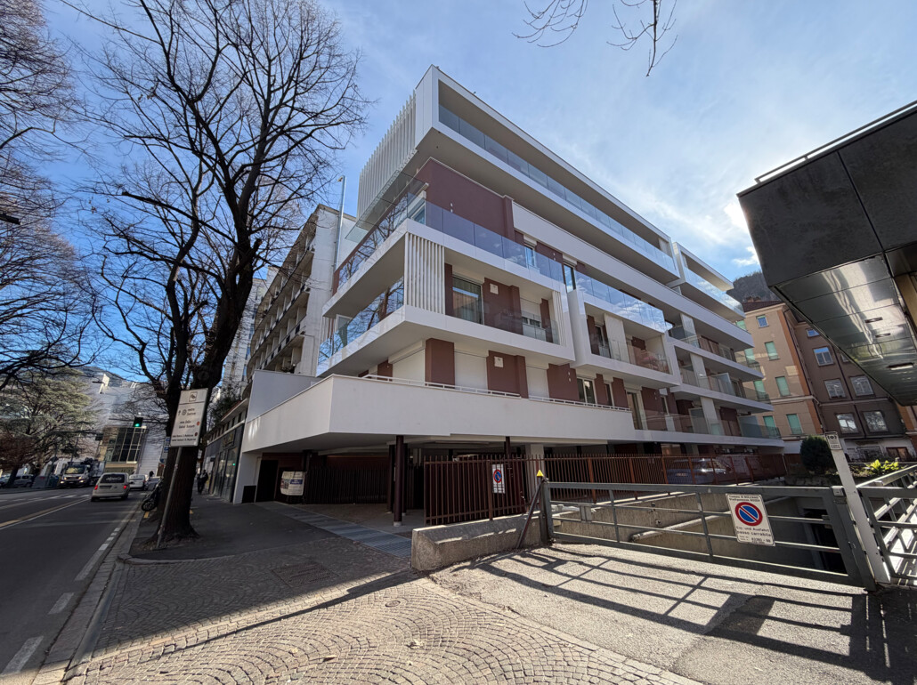 W14 - Nuovo, bellissimo trilocale con ampia terrazza - Foto 1