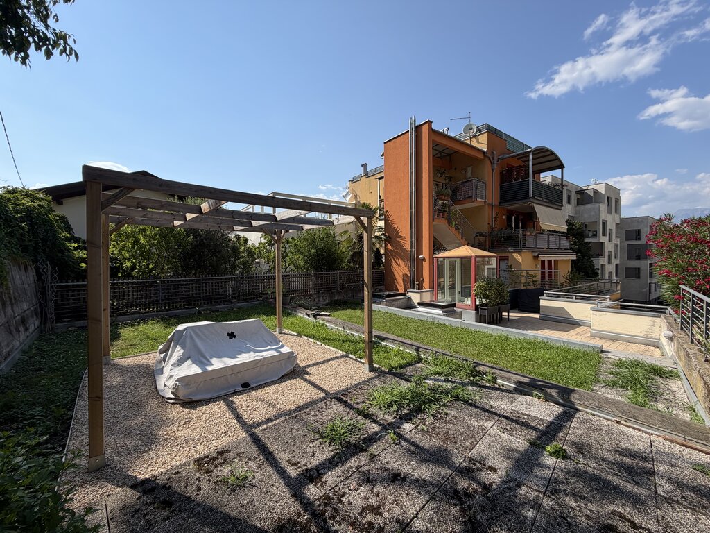 Appartamento maisonette con ampio giardino pensile - Foto 3