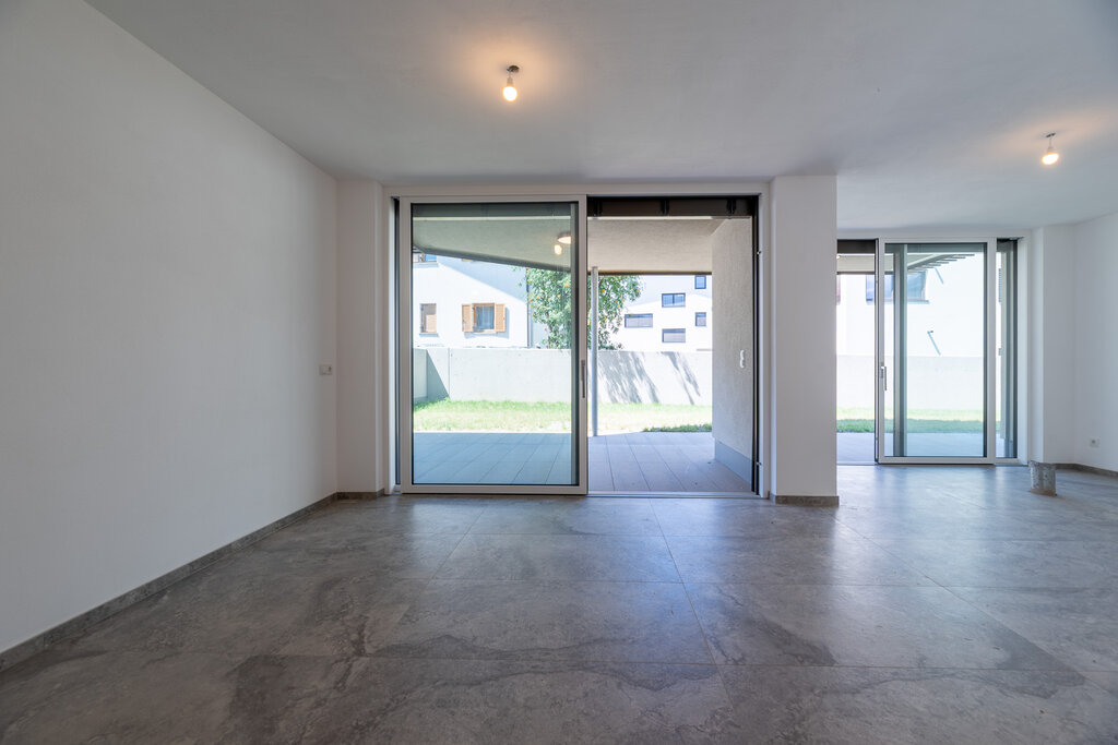 W1: Nuovo, bellissimo quadrilocale con terrazza e ampio giardino privato - Foto 3