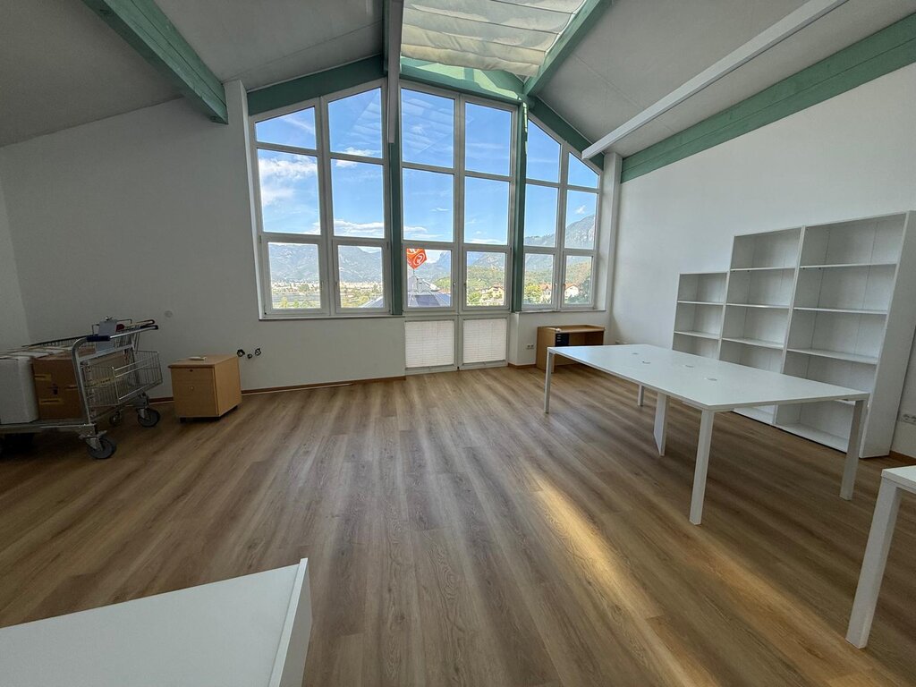 Ampio ufficio nel complesso commerciale Miko - Foto 2